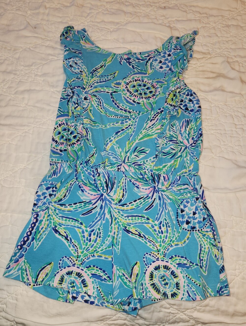 NWOT Lily Pulitzer Little Girls Romper, Turtle Print. Size Medium, 6-7